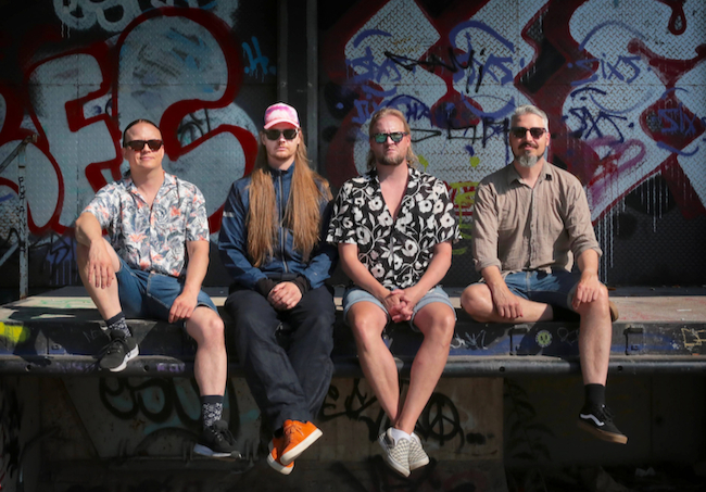 Sata kaskelottia – Solaasi